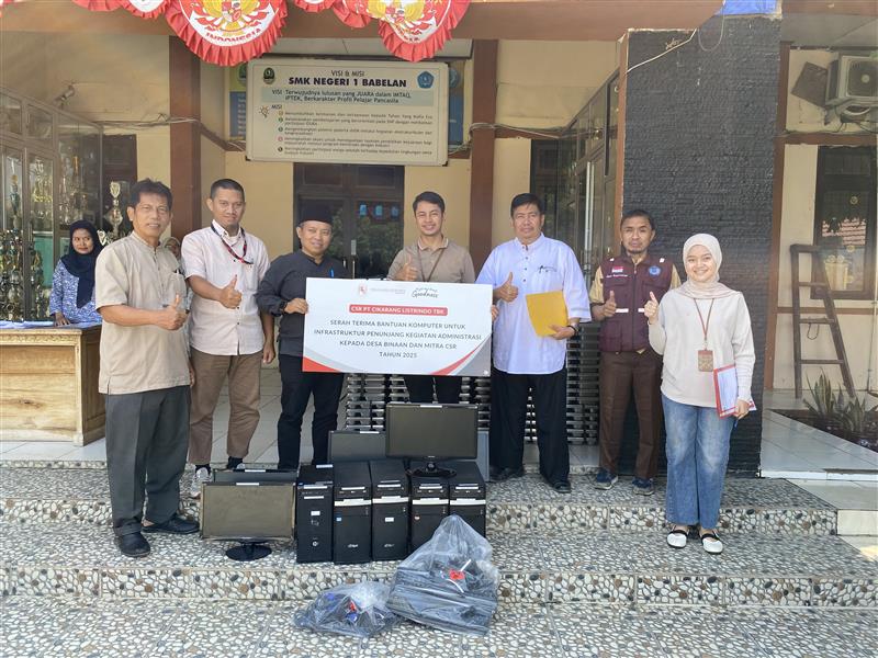 Serah terima bantuan PC layak pakai kepada masyarakat kelompok binaan di Desa Muara Bakti dan SMKN 1 Babelan